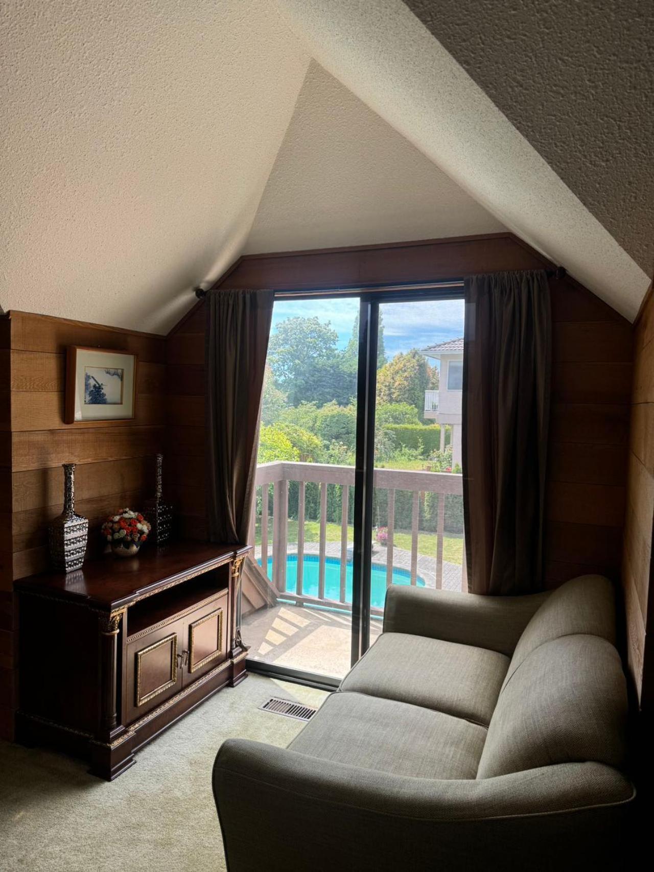 Gasthof Jason House - Immaculate In A Quiet Seaside Neighbourhood Near Uvic Victoria
