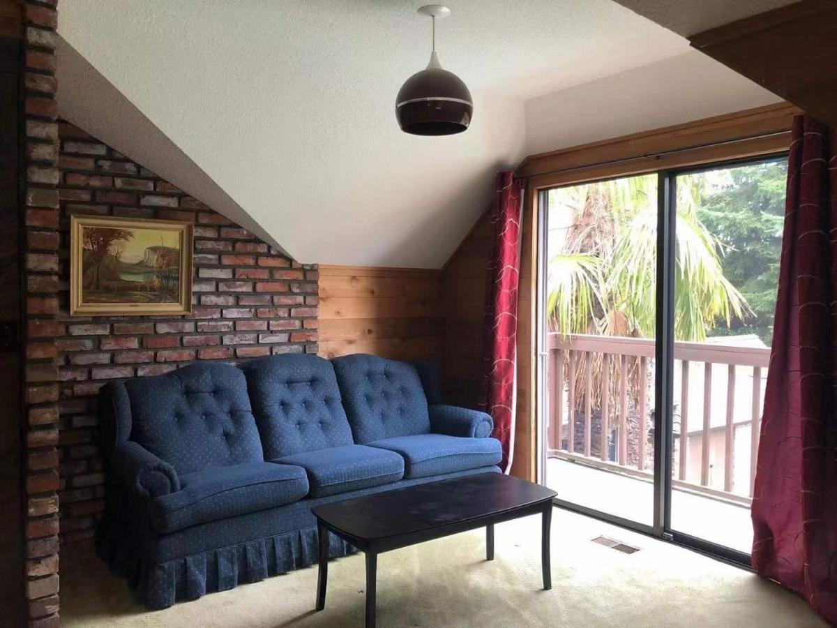 Jason House - Immaculate In A Quiet Seaside Neighbourhood Near Uvic Affittacamere Victoria
