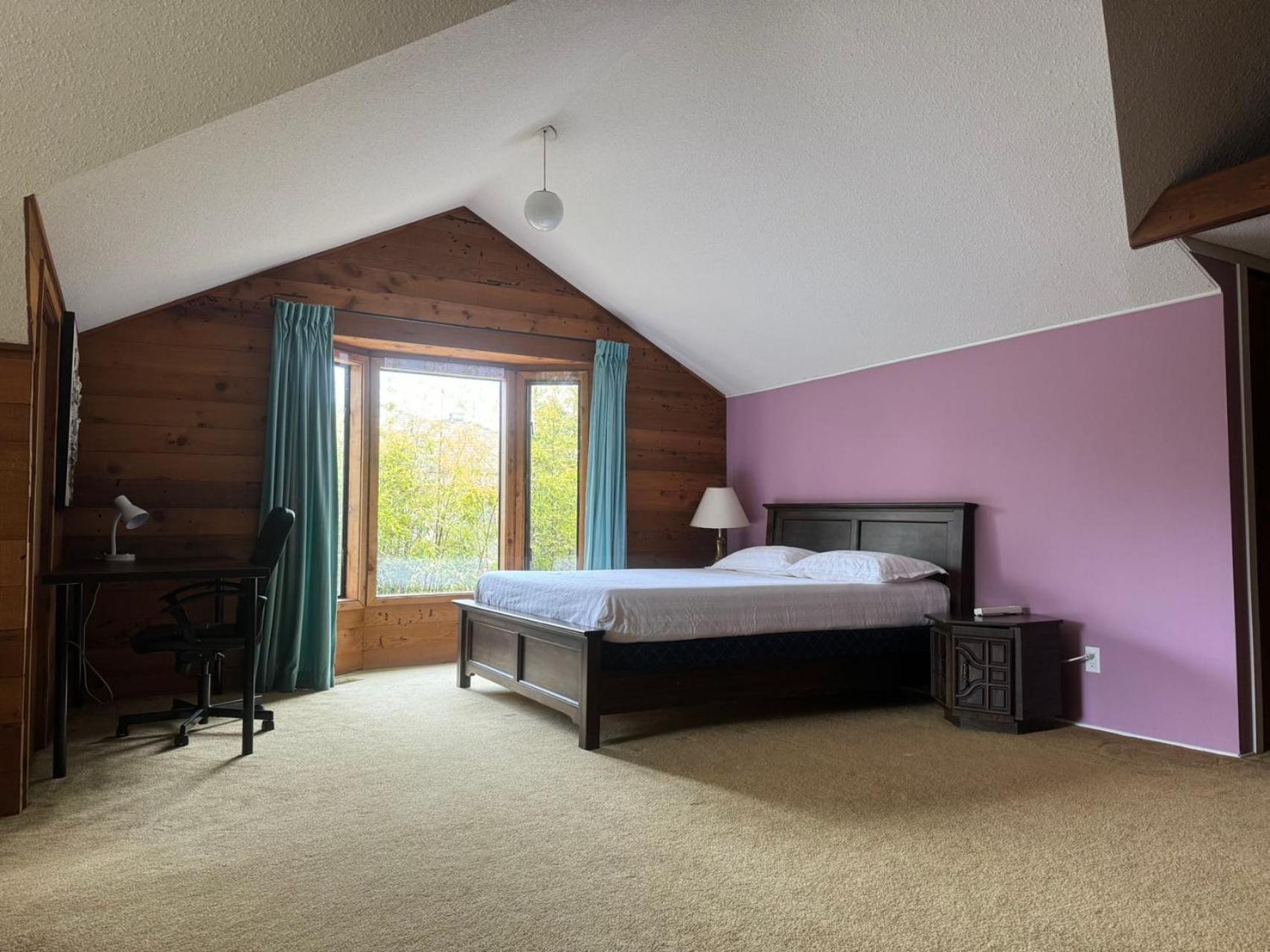 Guest house Jason House - Immaculate In A Quiet Seaside Neighbourhood Near Uvic Victoria